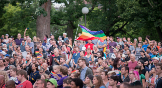Homosexualita není přirozená! Způsobují ji chemikálie