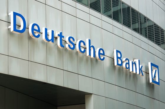Německé Deutsche Bank tikají hodiny smrti stále rychleji