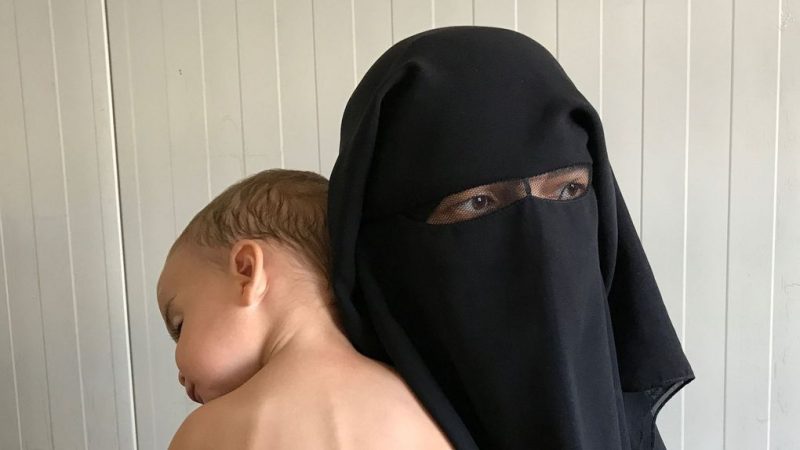 Soud nařídil Belgii, aby&nbsp;přijala děti bojovníků tzv. islámského státu