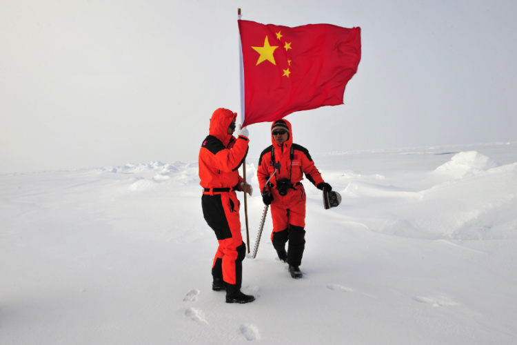 china-flag-arktische-Seidenstraße-Arktická-hedvábná-stezka