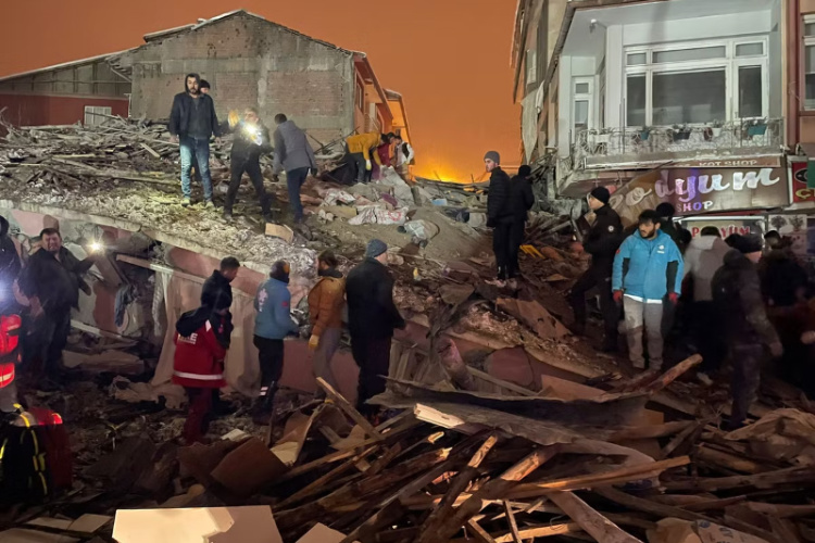 Situace se zemětřesením začíná být vážnější, než můžeme domyslet
