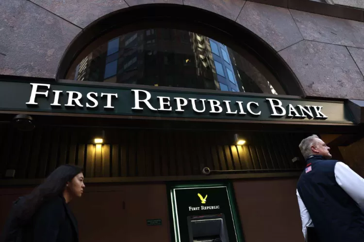 First-Republic-bank.jpg