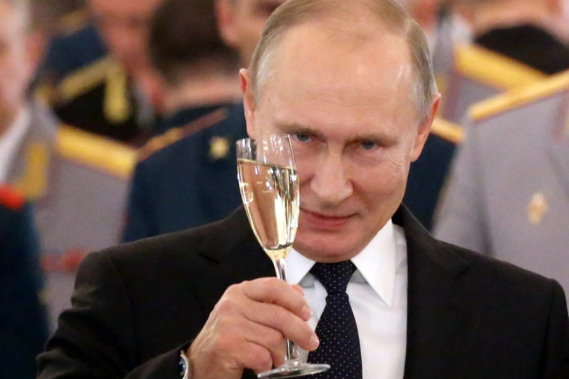 Další geniální multidimenzionální šach Prezidenta putina