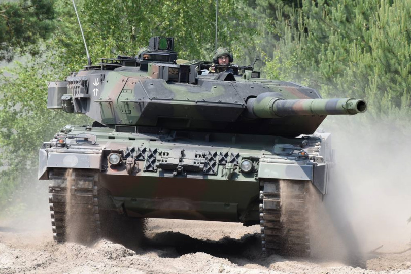 Česko zaplatí za nové tanky Leopard o&nbsp;20 procent víc než Německo