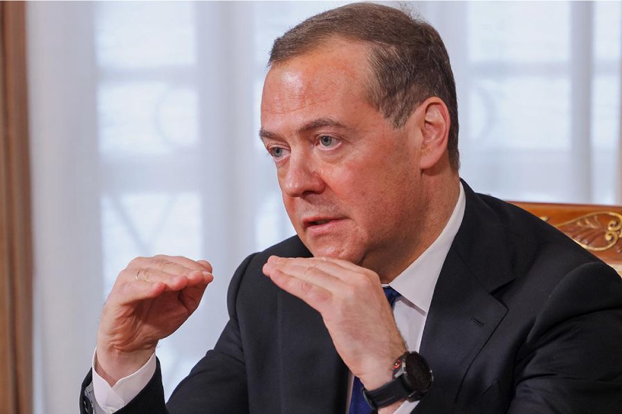 Západní Evropa vede „tichou válku“ proti Trumpovi, řekl bývalý ruský prezident