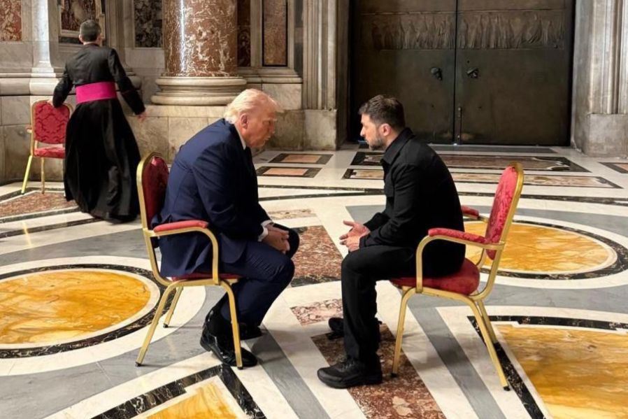 Zelenskyj neměl s&nbsp;Trumpem ve Vatikánu štěstí