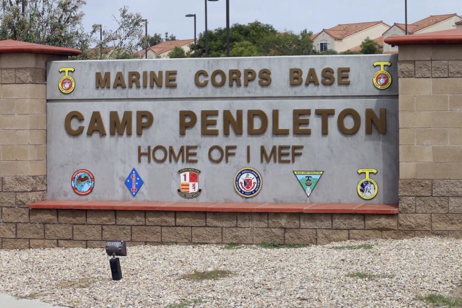 Mariňáci v&nbsp;Camp Pendleton zadrželi možné muslimské spící agenty po útoku USA na Írán